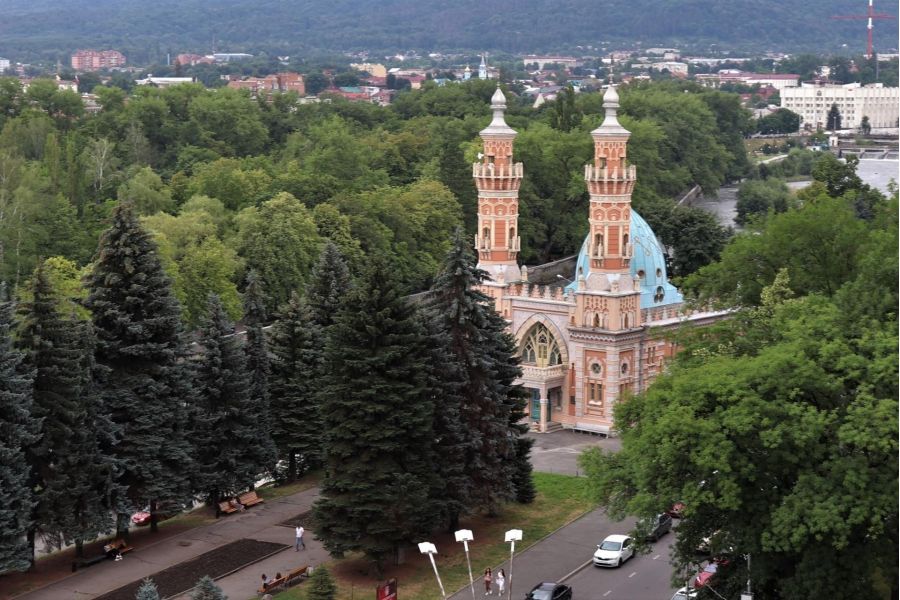 В гостях у осетин: джиппинг и проживание в гостевом доме!