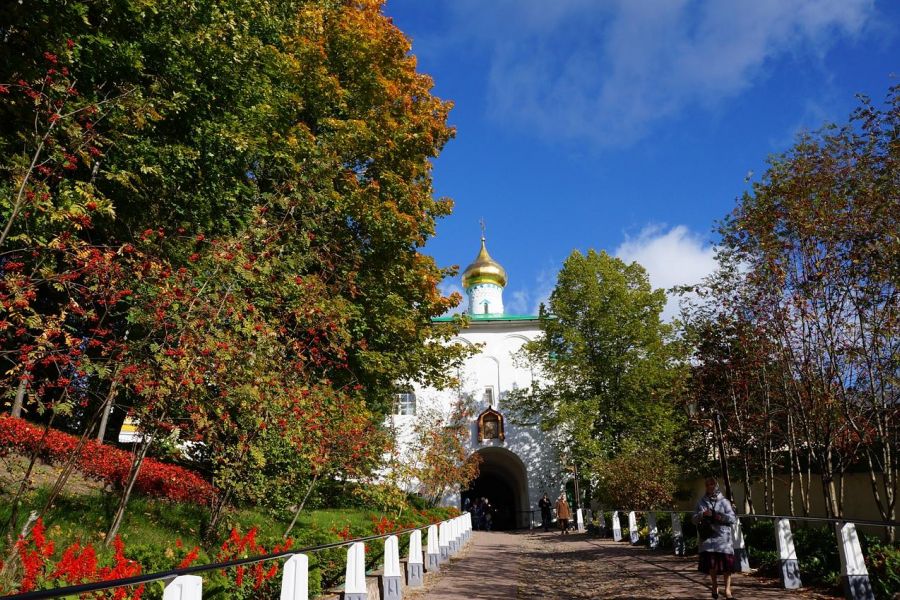 ПСКОВ 5 дней с отдыхом в Печорах