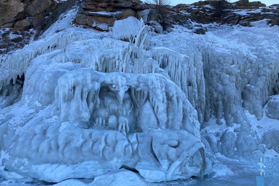 Кристаллы Байкальского льда горячие источники