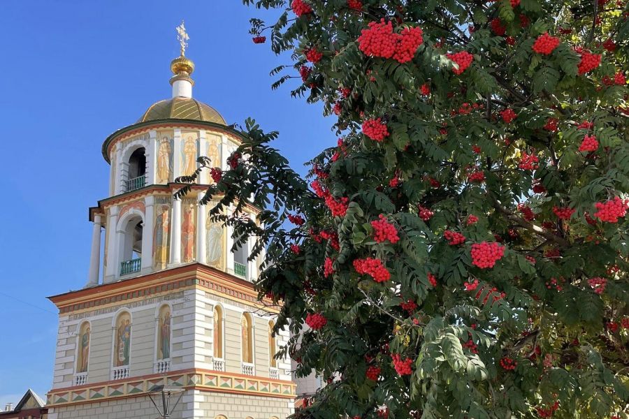 «ОСЕНЬ НА БАЙКАЛЕ»