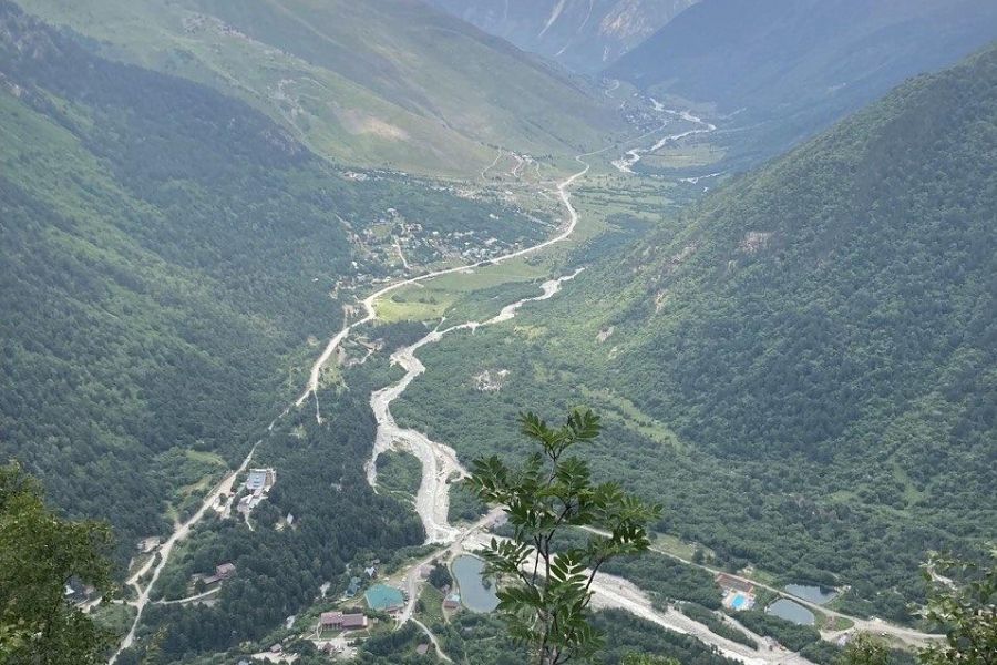 К ледникам и водопадам в горах Осетии. Активный отдых