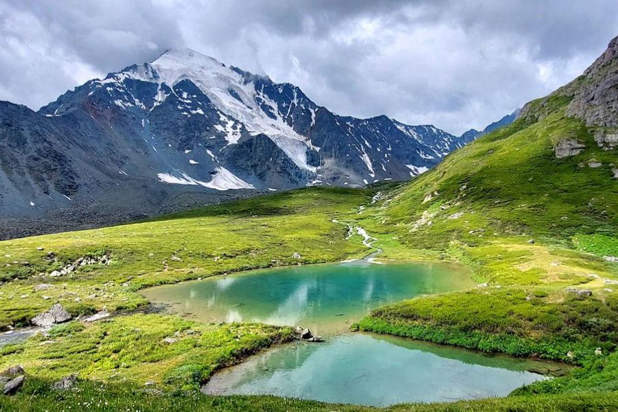 Поход на Алтай. Гора Белуха и Кучерлинские озера. Без рюкзаков.