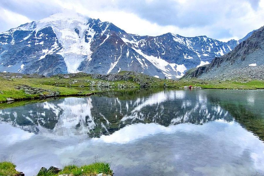 Поход на Алтай. Гора Белуха и Кучерлинские озера. Без рюкзаков.