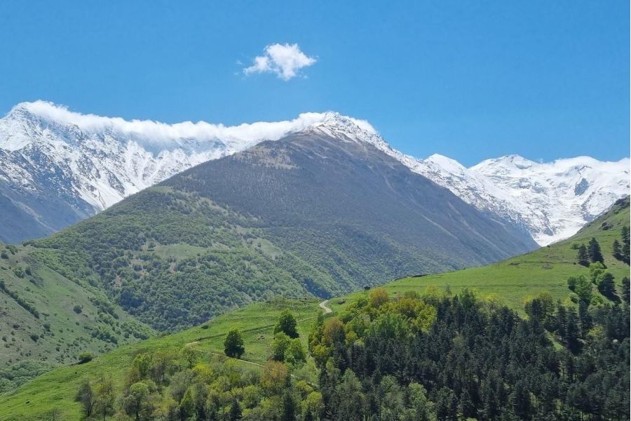 К ледникам и водопадам в горах Осетии. Активный отдых