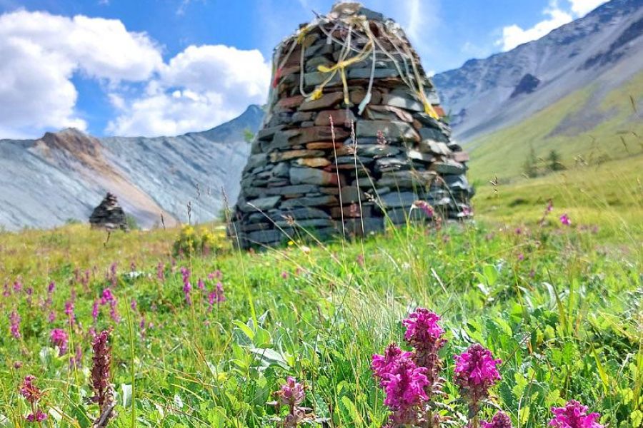 Поход на Алтай. Гора Белуха и Кучерлинские озера. Без рюкзаков.